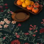 رومیزی مدل بزم هرمد – جزئیات پارچه و دوخت